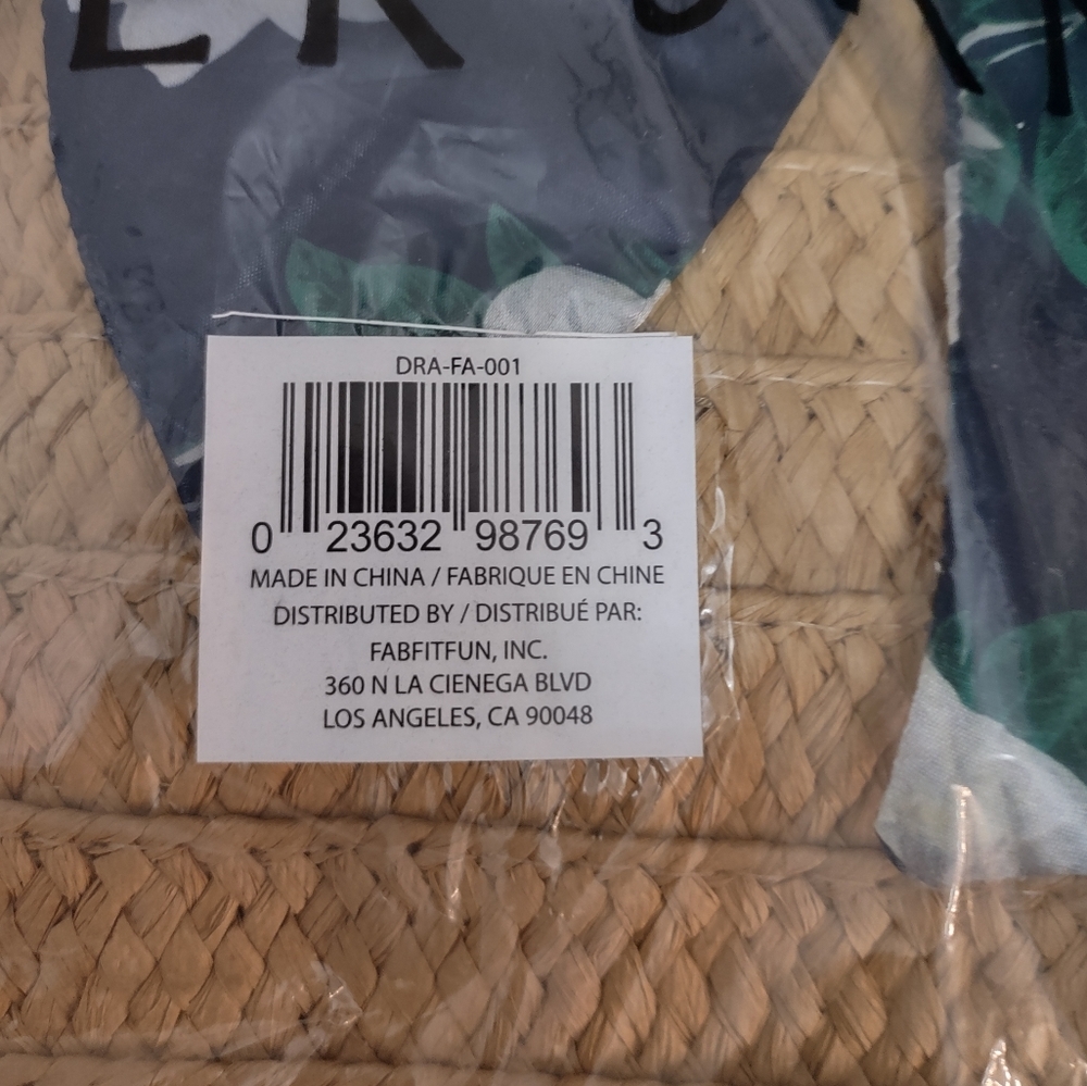 NEW IN PACKAGE DRAPER JAMES Straw Bag with Floral Scarf - Picture 5 of 9